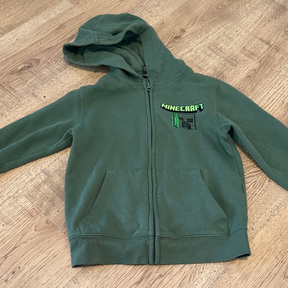 Boys clothing bundle size small